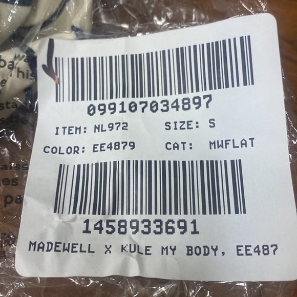 J Crew Item NL972
Madewell x KULE Unisex My Body Striped Tee - Picture 6 of 6